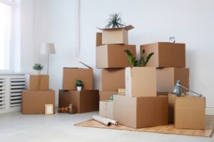 What are the qualities of a good move-out cleaning company?